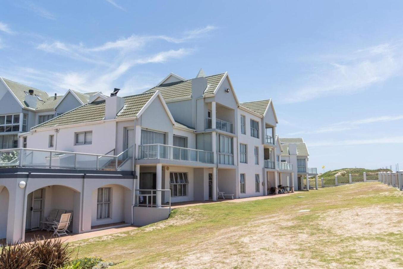 Luxury On The Beach Port Elizabeth Exterior foto