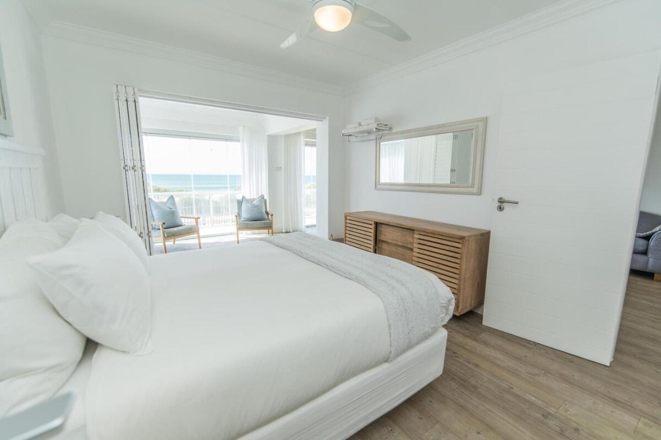 Luxury On The Beach Port Elizabeth Exterior foto